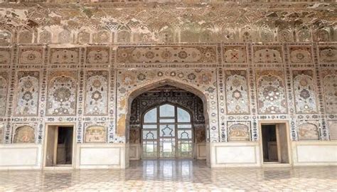 sheesh mahal patiala.